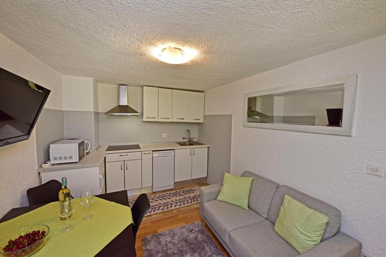 Apartment Corta City-Centre Пореч Екстериор снимка