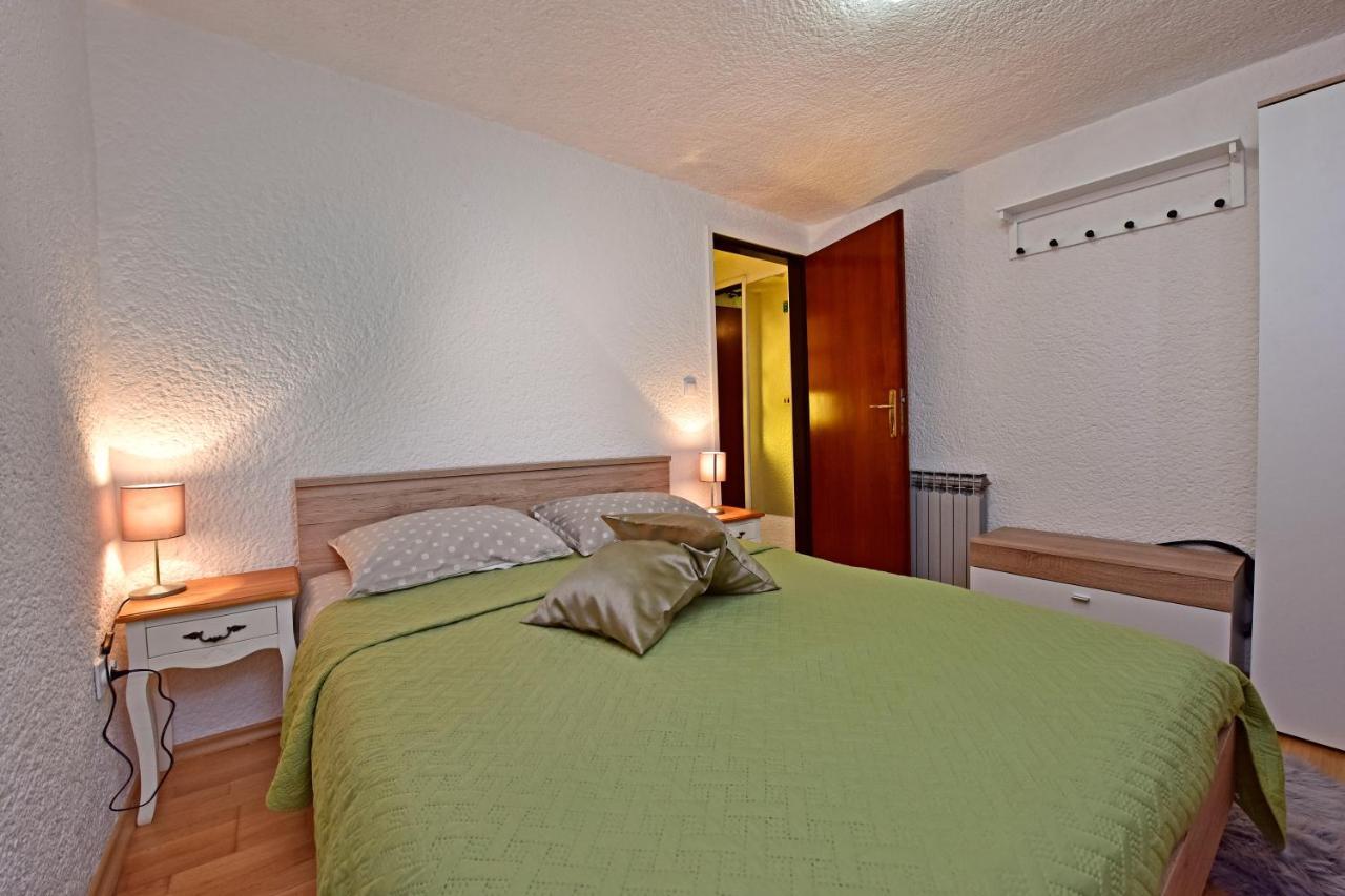 Apartment Corta City-Centre Пореч Екстериор снимка