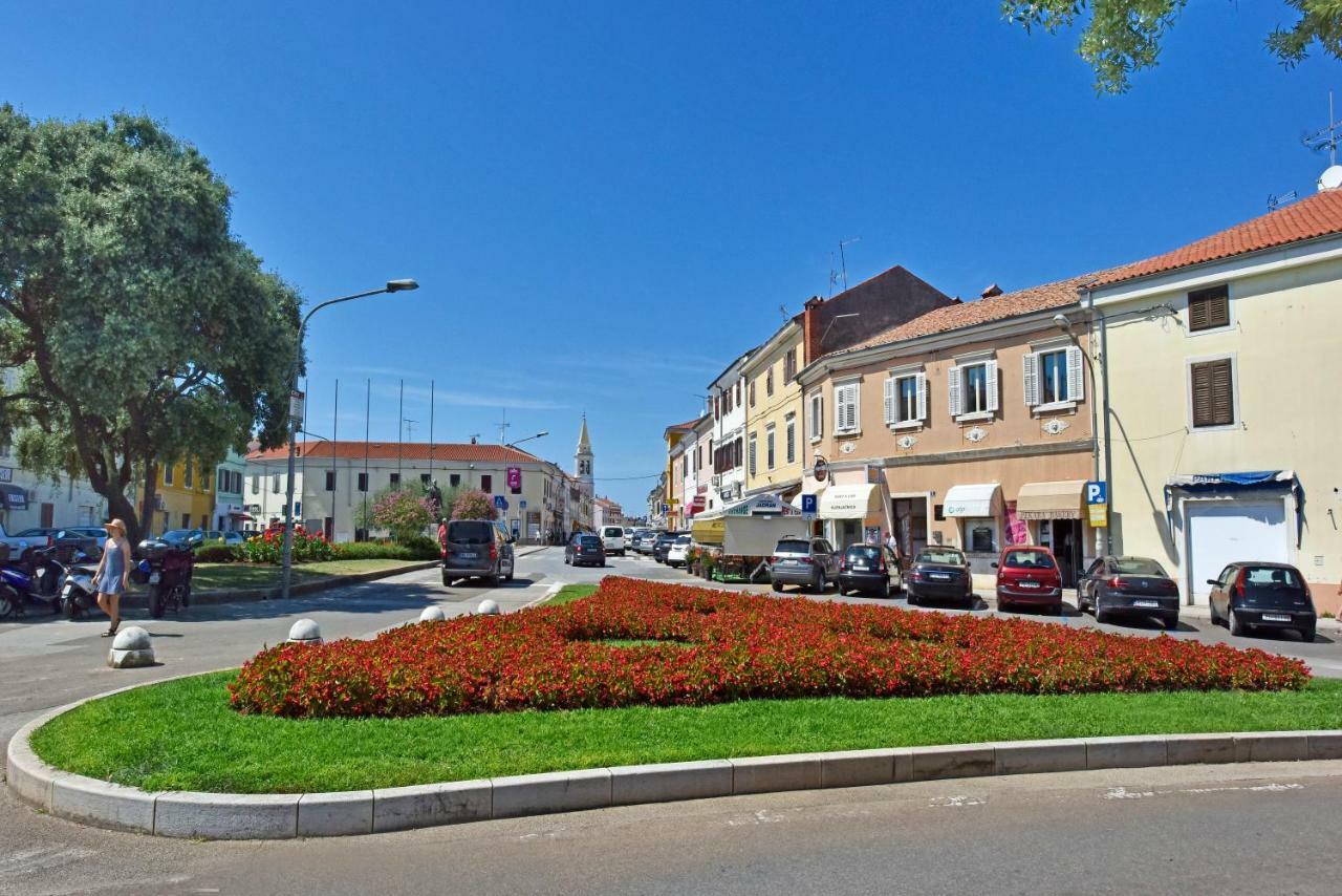 Apartment Corta City-Centre Пореч Екстериор снимка